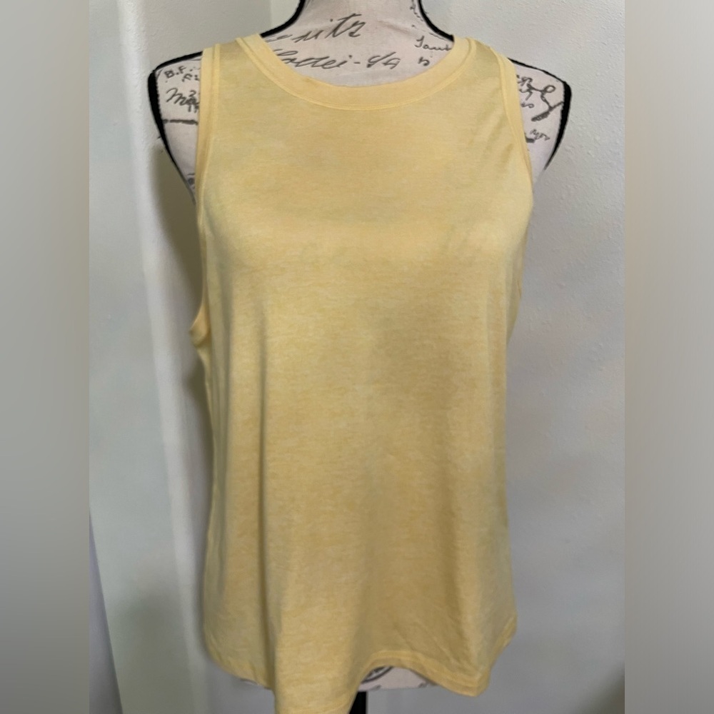 Athleta Cloudlight Relaxed Tank Top Medium Yellow Soft Lightweight Athleisure